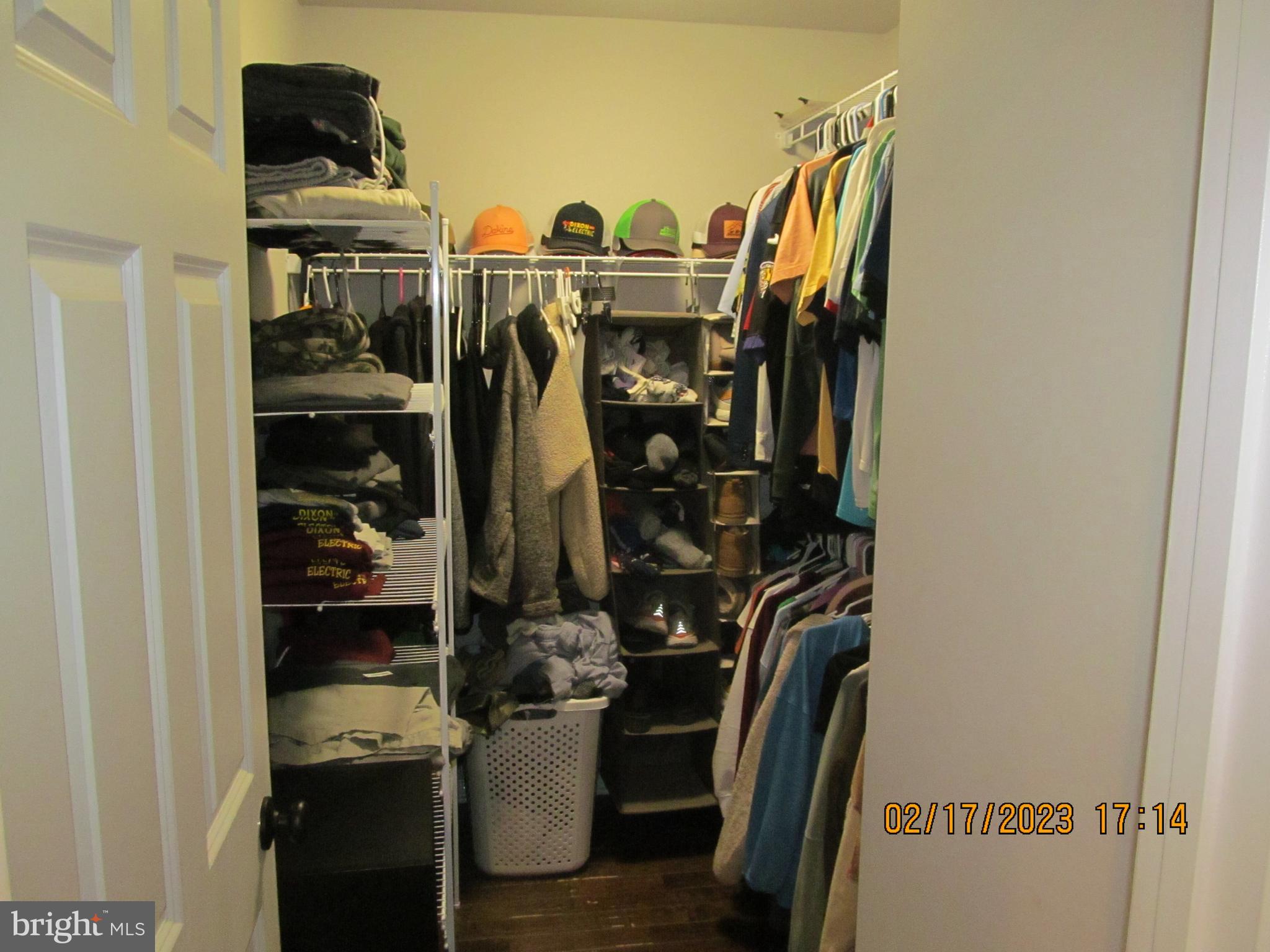 702 Deep Landing Road Chestertown, MD 21620 - Photo 24 of 32 Primary walk in closet