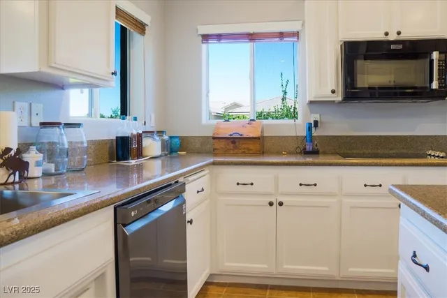 $460,000 | 4851 Marywood Court, Pahrump, NV 89061