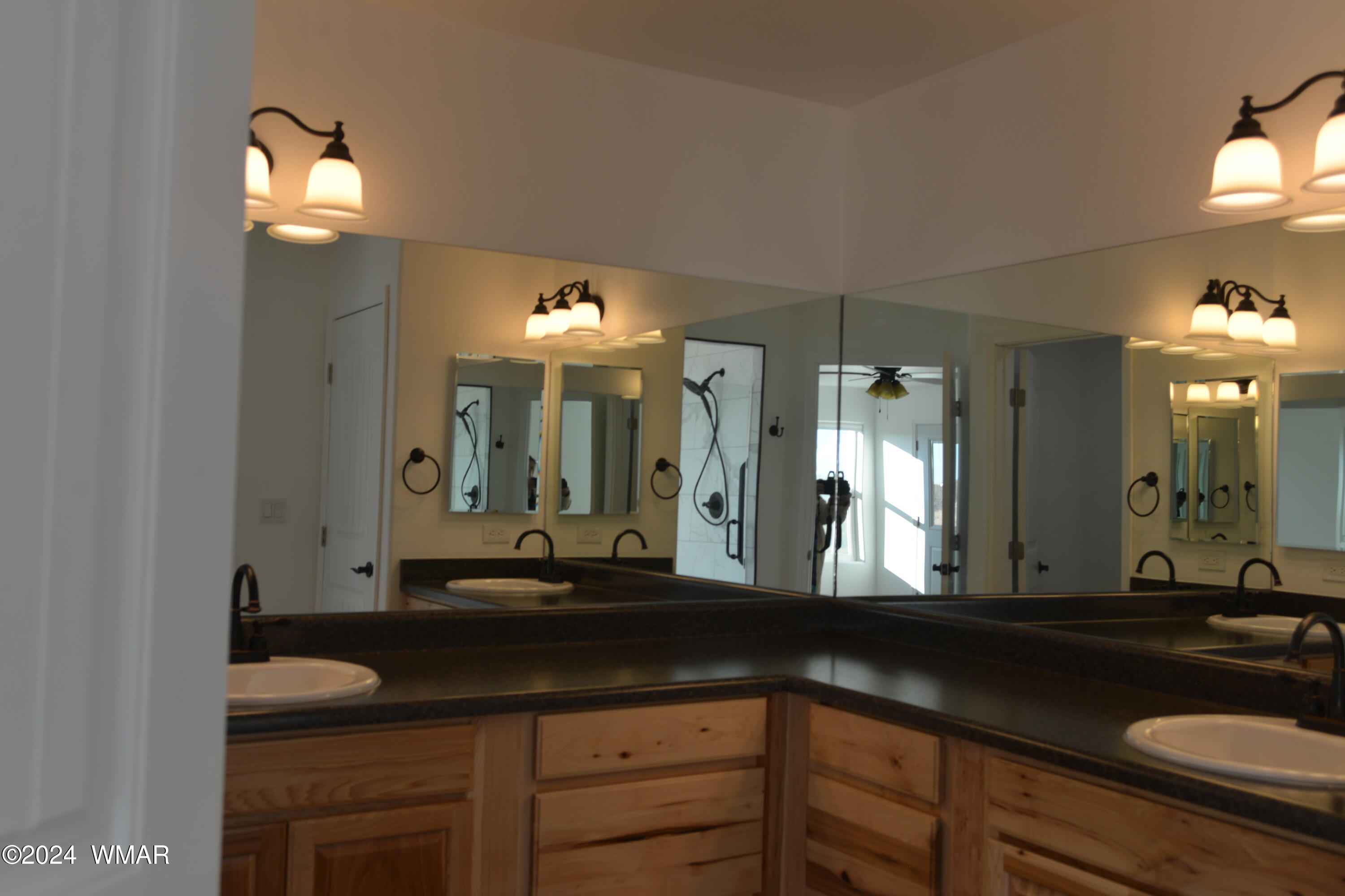 9193 Quarter Master Trail Snowflake, AZ 85937 - Photo 13 of 20 Duel sinks in Master Bath