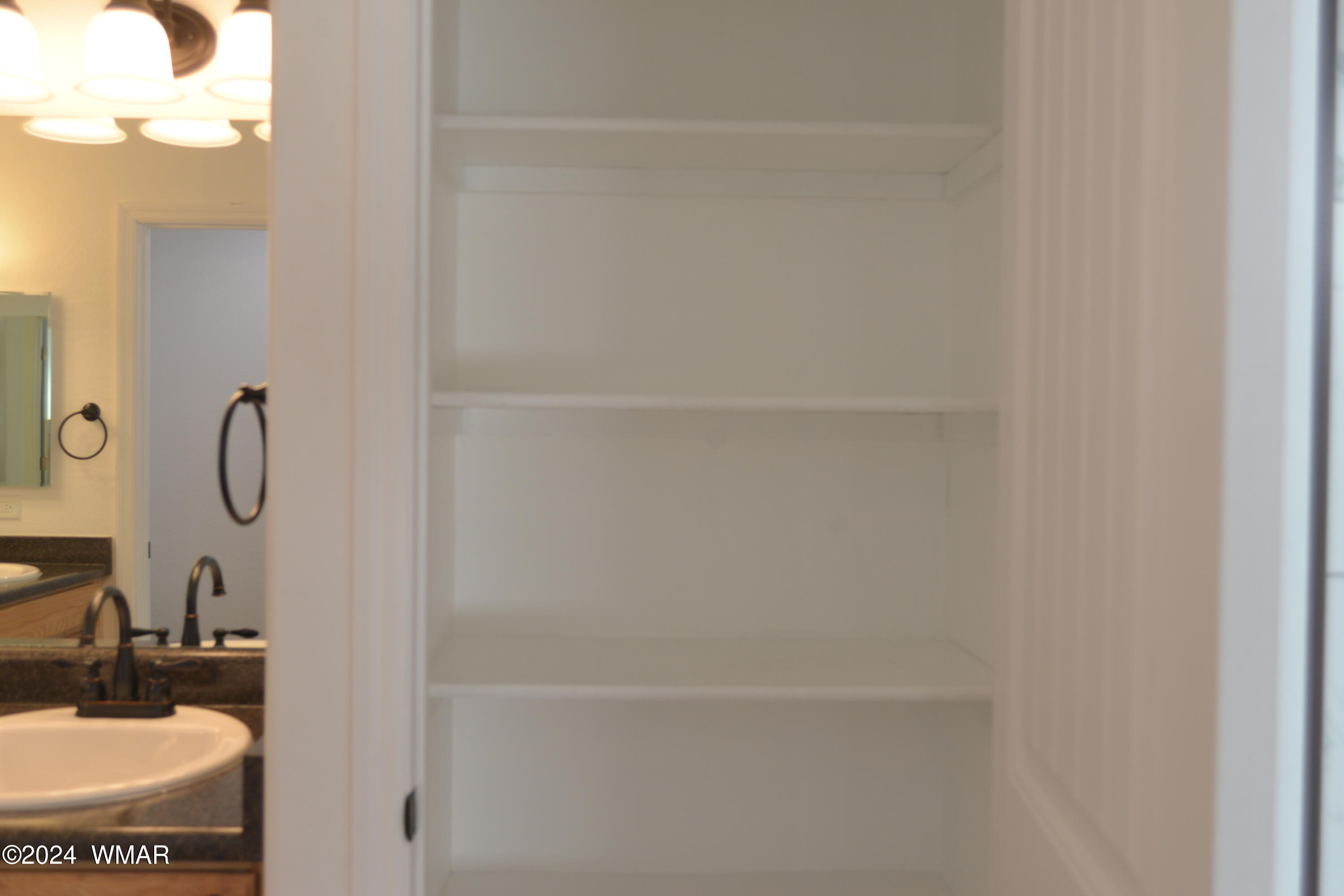 9193 Quarter Master Trail Snowflake, AZ 85937 - Photo 15 of 20 Linen Closet Master Bath