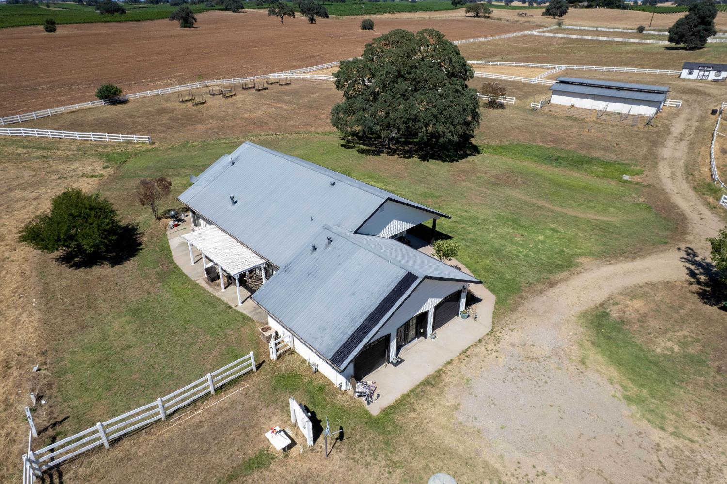 19255 Brandt Road Lodi, CA 95240 - Photo 12 of 58
