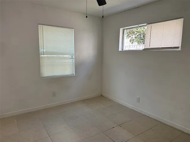 $1,100 | 3831 Mt Pleasant Street, Houston, TX 77021