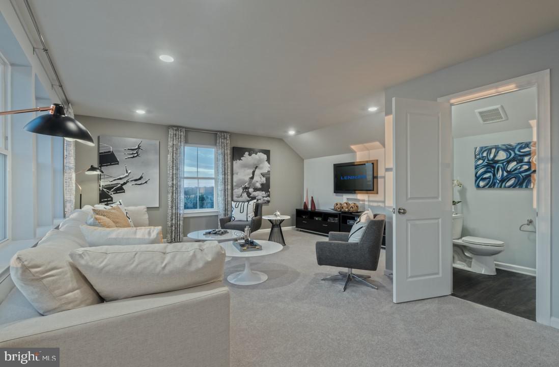 8249 Front Loop, Unit T007 Rockville, MD 20855 - Photo 5 of 15