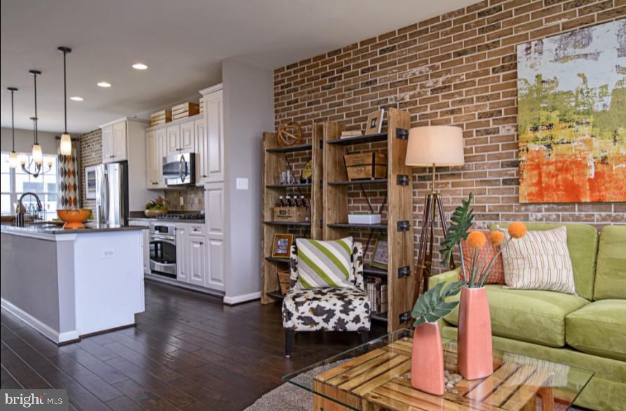 8249 Front Loop, Unit T007 Rockville, MD 20855 - Photo 6 of 15