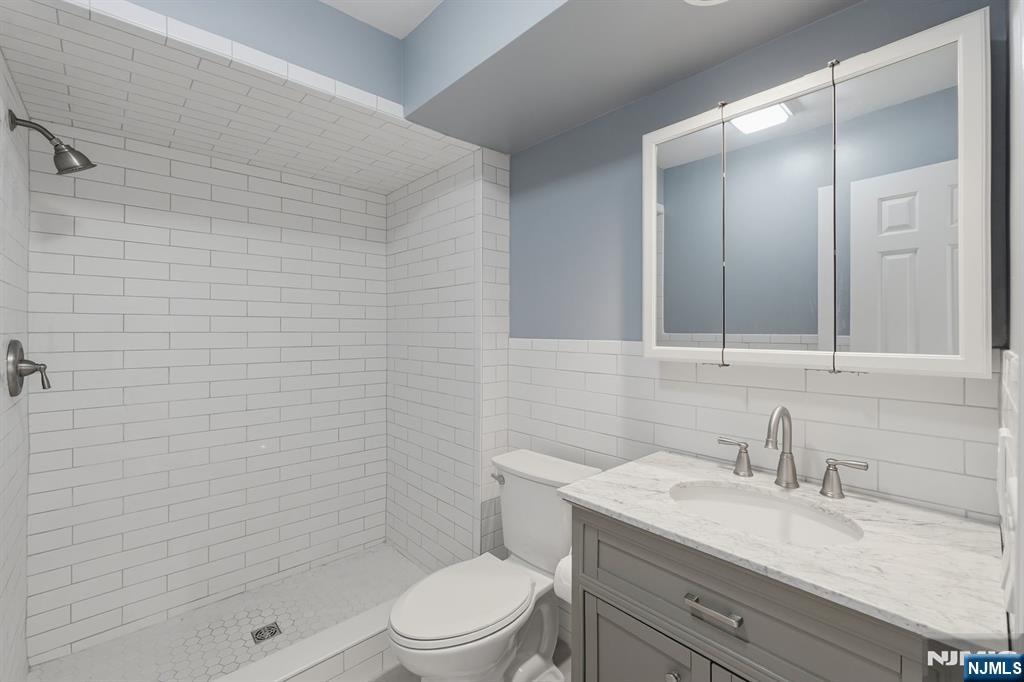 117B South Maple Avenue, Unit 1172 Park Ridge, NJ 07656 - Photo 14 of 21