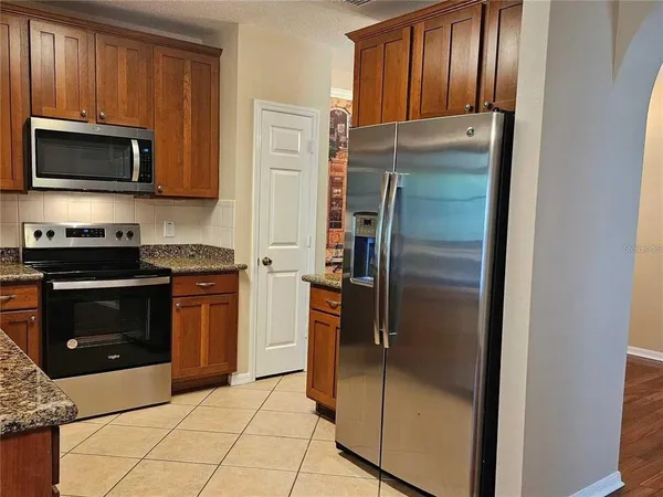 $2,100 | 1120 Blackwater Drive, Wesley Chapel, FL 33543