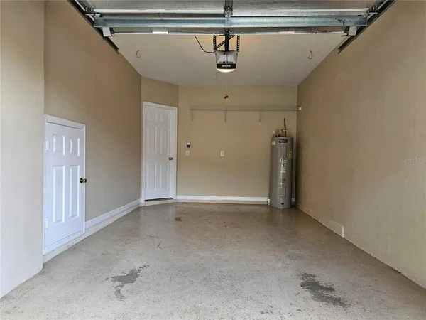 $2,100 | 1120 Blackwater Drive, Wesley Chapel, FL 33543