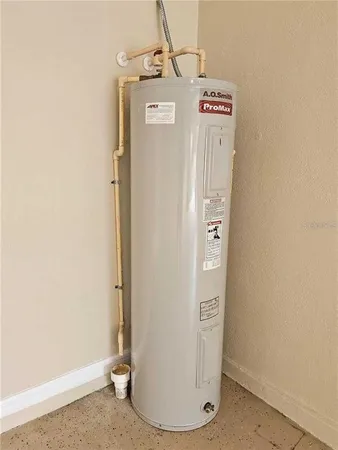 $2,100 | 1120 Blackwater Drive, Wesley Chapel, FL 33543