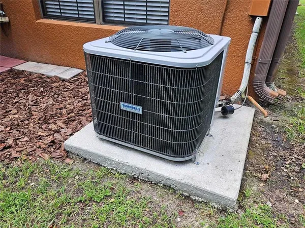 $2,100 | 1120 Blackwater Drive, Wesley Chapel, FL 33543