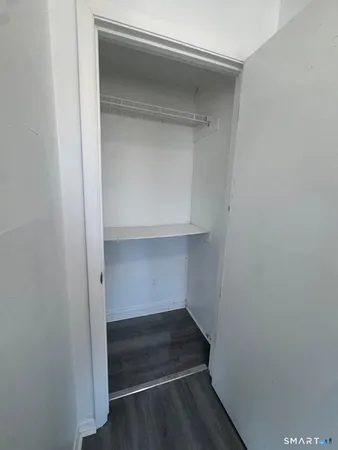 $1,995 | 265 6th Street, Bridgeport, CT 06607