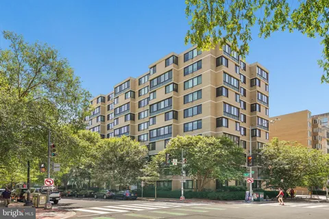 $245,000 | 2030 F Street Northwest, Unit 206, Washington, DC 20006