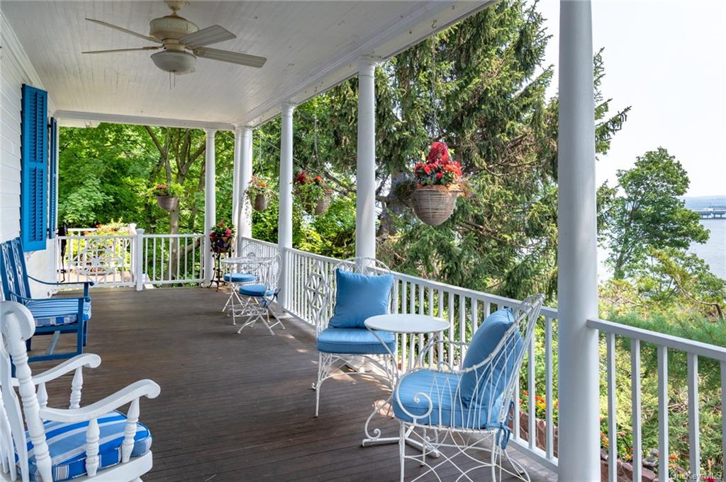 135 River Road, Nyack, NY 10960 Compass