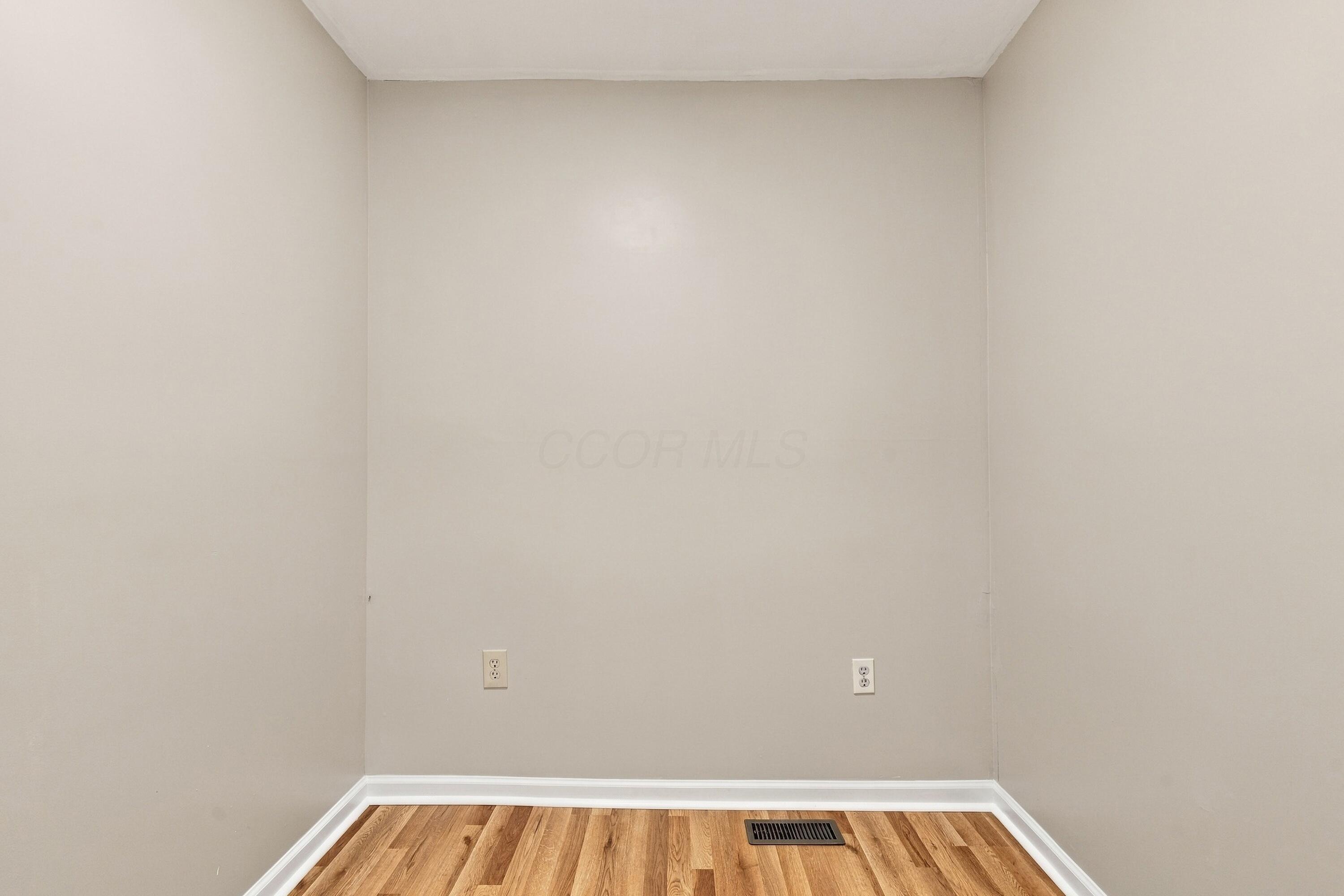 2533 Brooklyn Road Columbus, OH 43231 - Photo 26 of 37 dsc09021