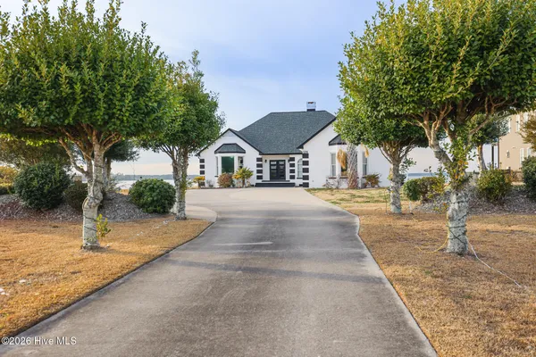 $1,150,000 | 128 Gemstone Drive, Sneads Ferry, NC 28460