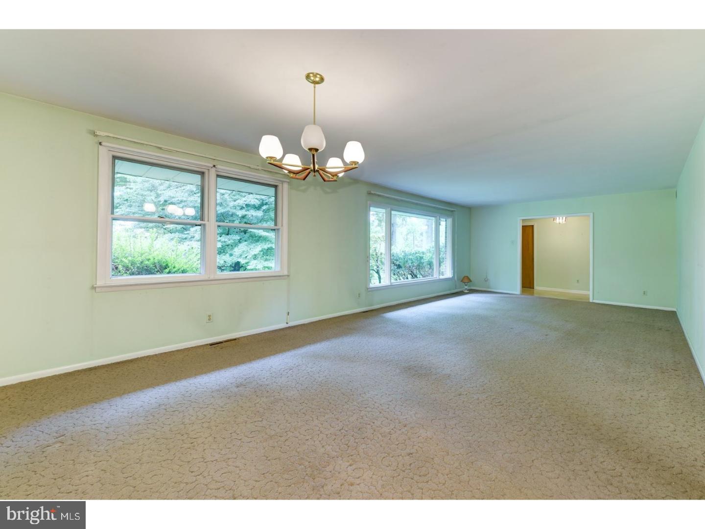 224 Ark Road Mount Laurel, NJ 08054 - Photo 6 of 25 Dining Room
