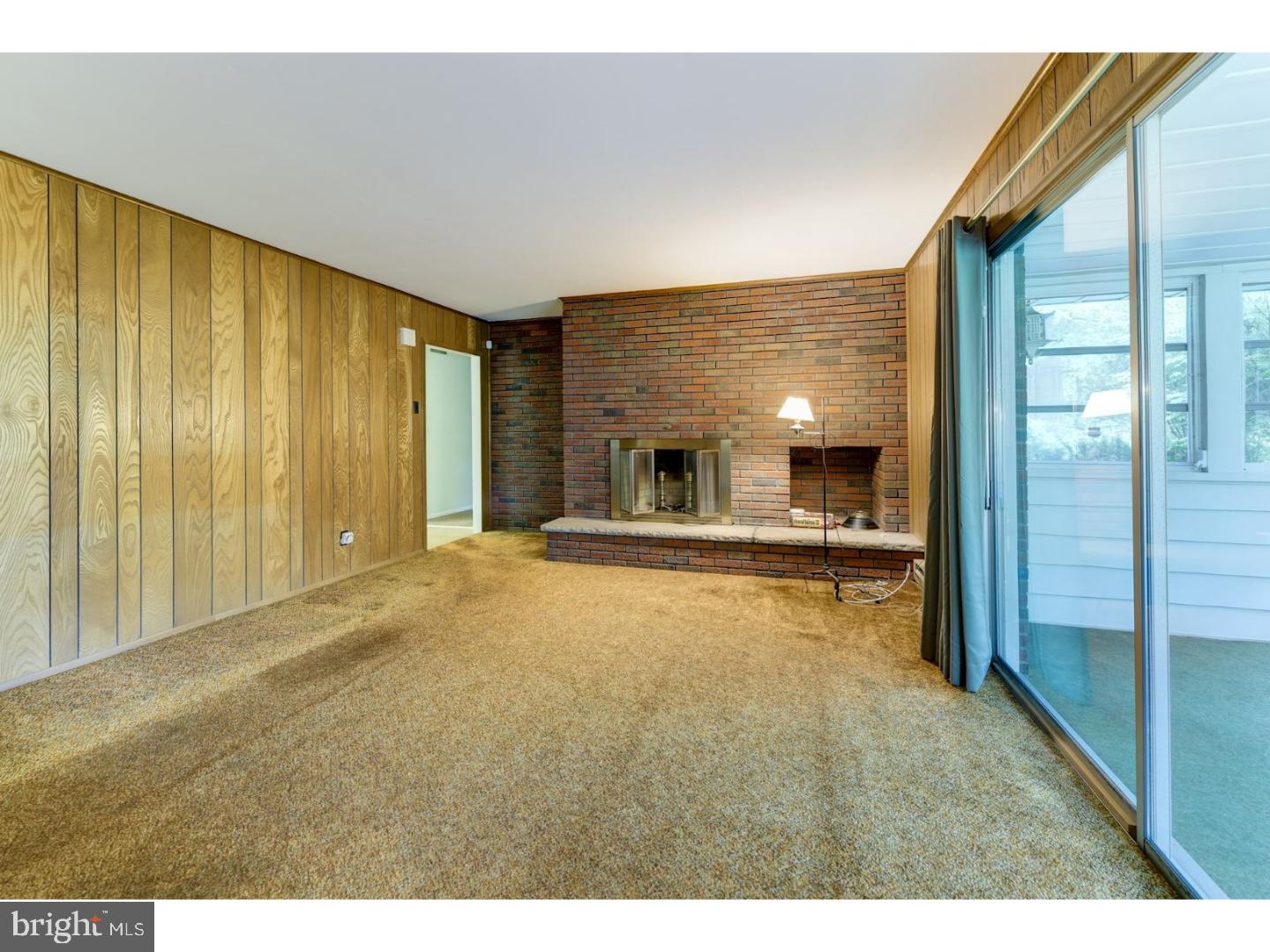224 Ark Road Mount Laurel, NJ 08054 - Photo 8 of 25 Family Room