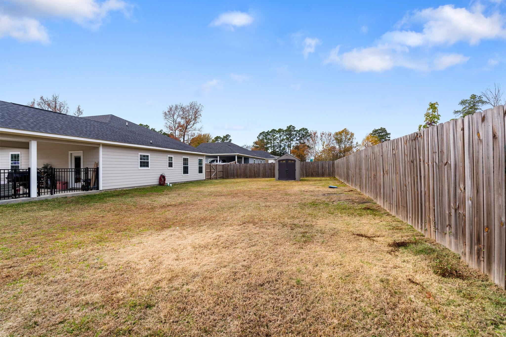 413 East Spruce Street Huntington, TX 75949 - Photo 29 of 37 a very nice looking house with a big yard