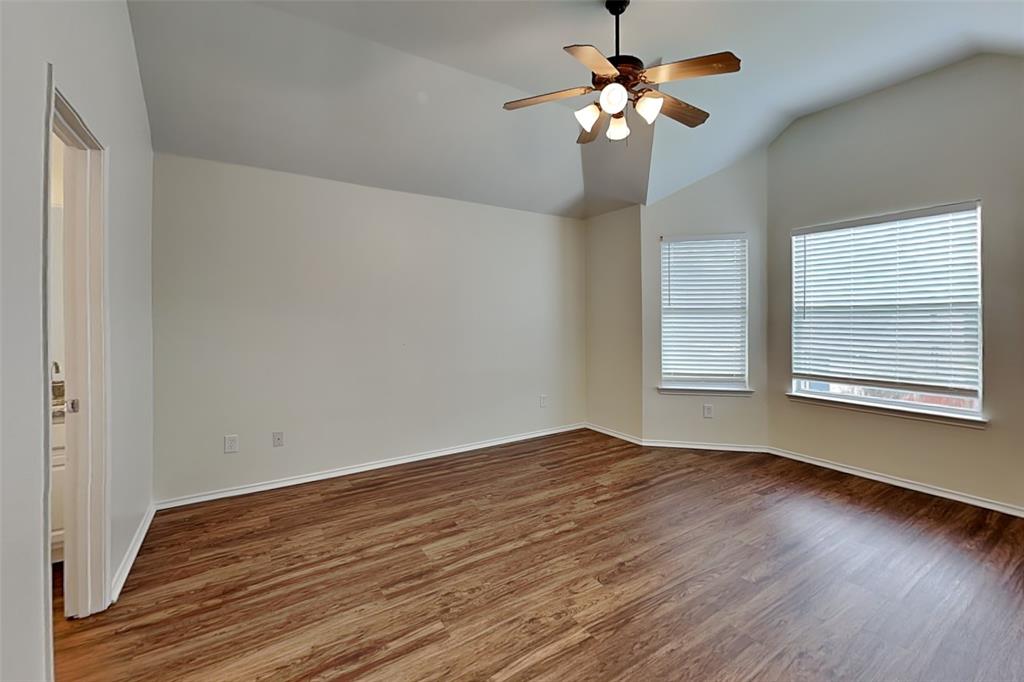 10005 Chadbourne Road Fort Worth, TX 76244 - Photo 8 of 40