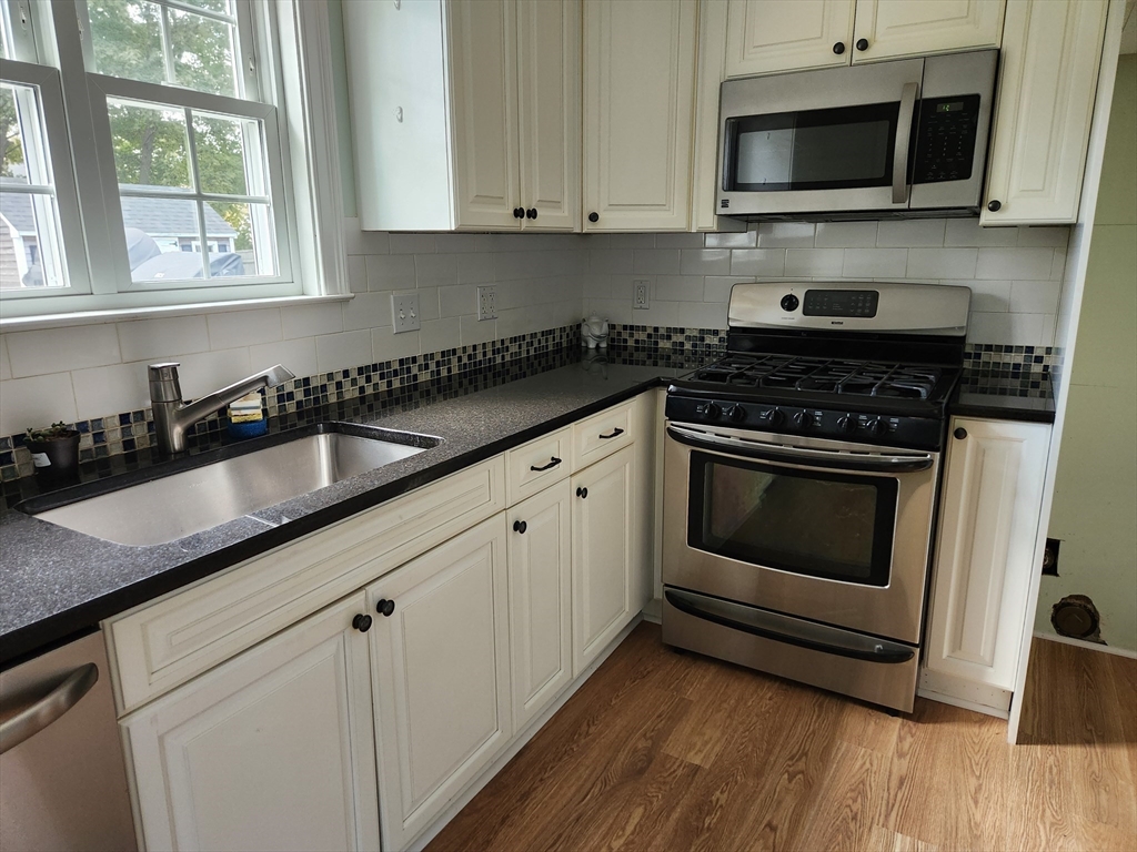29 Rayburn Road Stoughton, MA 02072 - Photo 7 of 23 Gallery Image 7