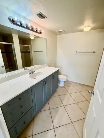 $2,100 | 6510 Emerald Dunes Drive, Unit 304, West Palm Beach, FL 33411