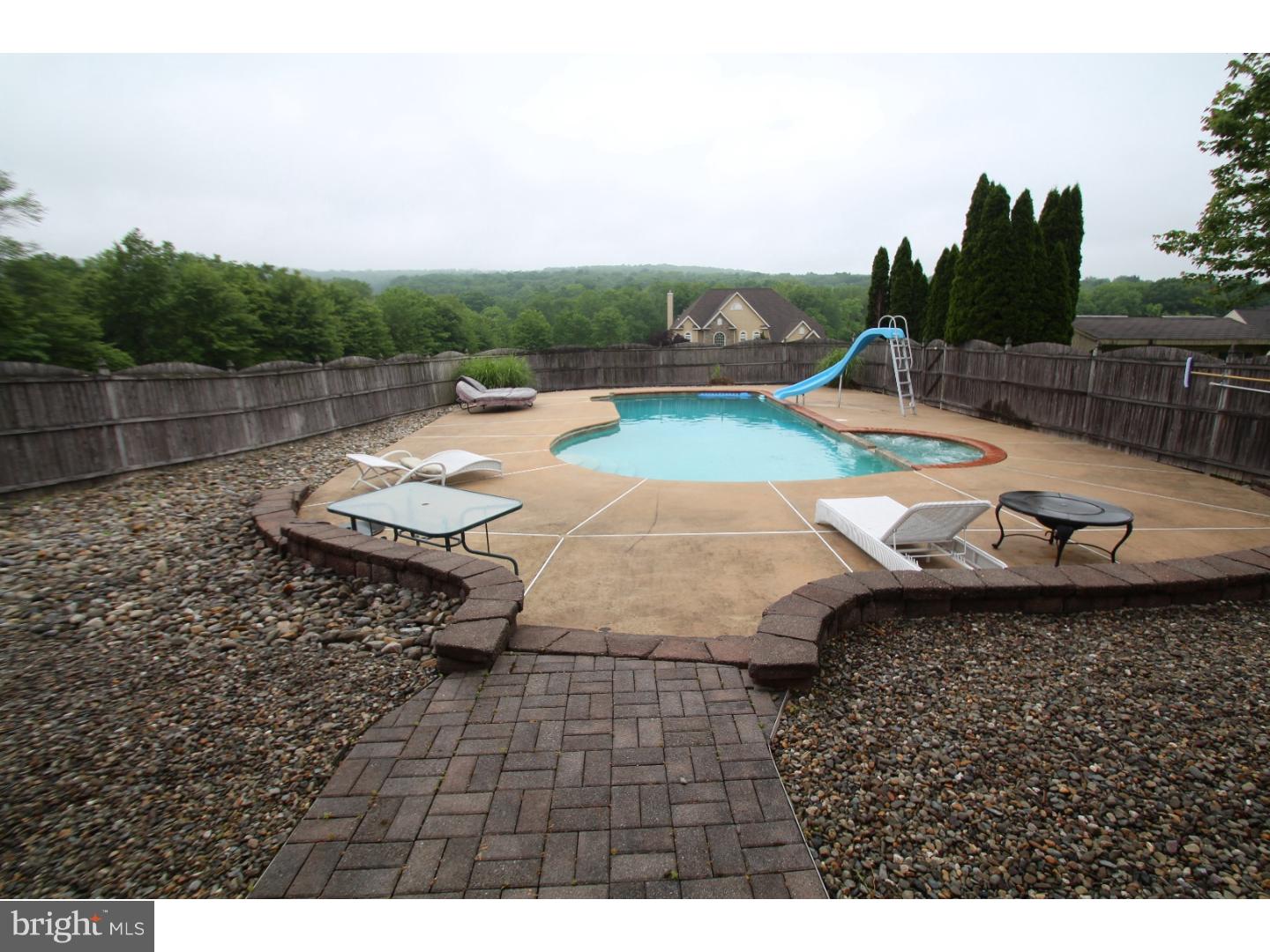 2010 Three Mile Run Road Perkasie, PA 18944 - Photo 23 of 25