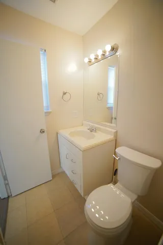 $1,700 | 8609 Kingston Court, Tallahassee, FL 32311