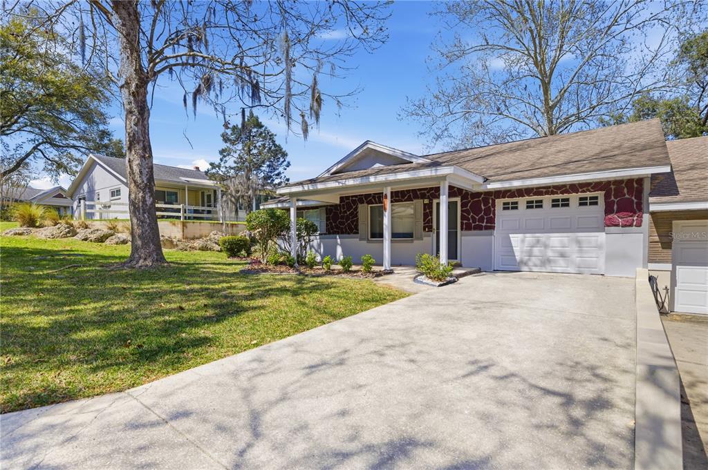 8637 Southwest 97th Lane Road, Unit A Ocala, FL 34481 - Photo 2 of 23