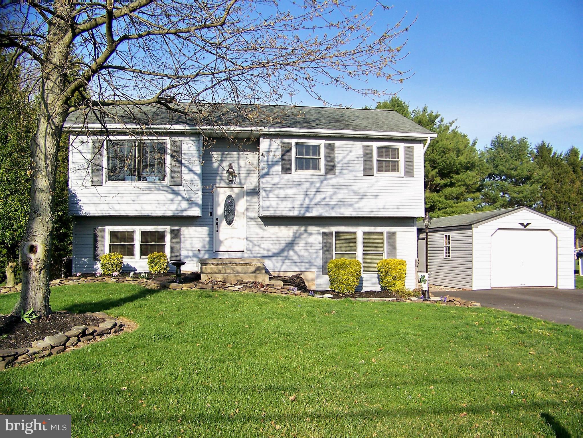 2373 Myers Road Spring Grove, PA 17362 - Photo 2 of 32 Gallery Image 2