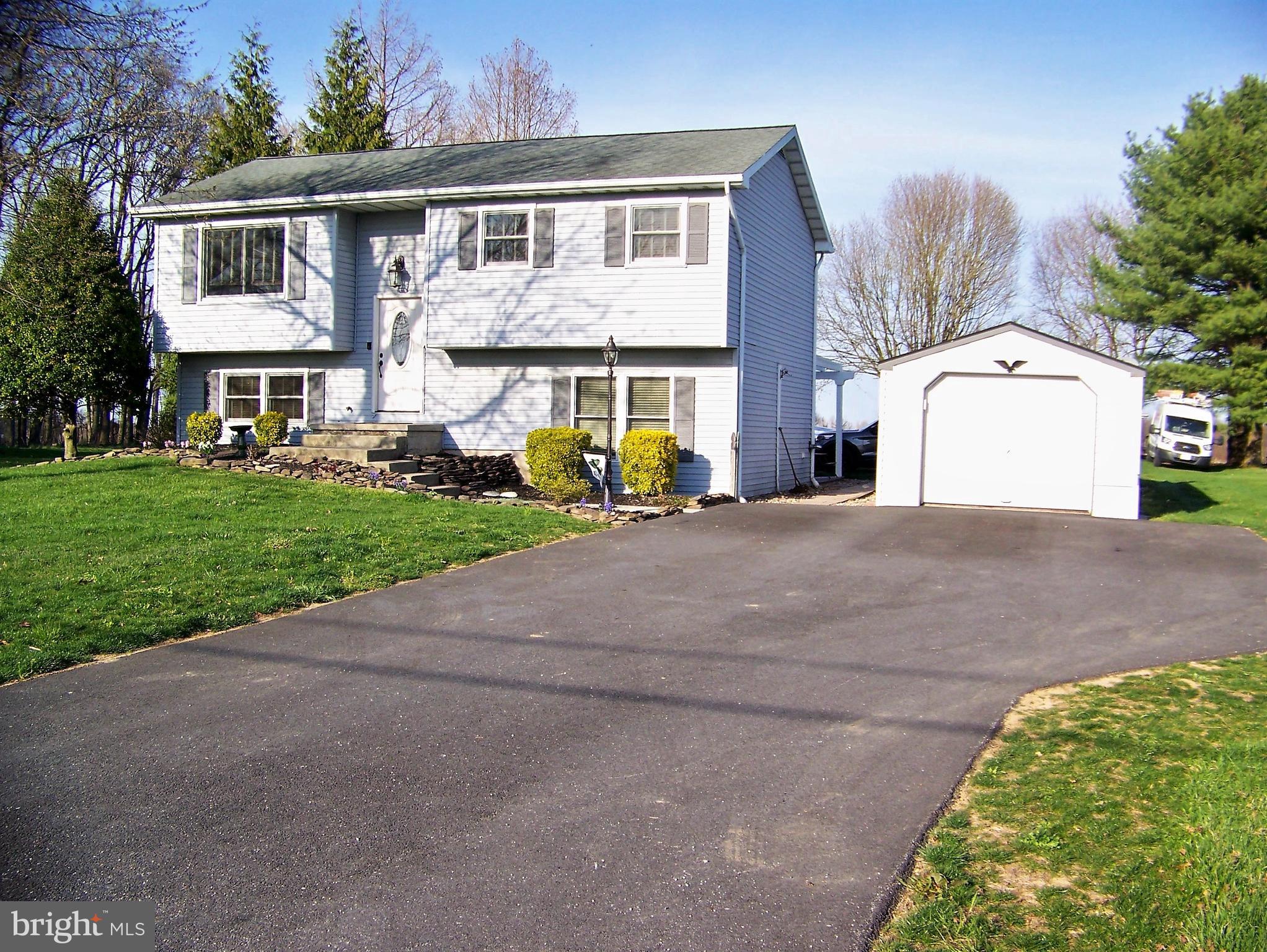 2373 Myers Road Spring Grove, PA 17362 - Photo 3 of 32 Gallery Image 3