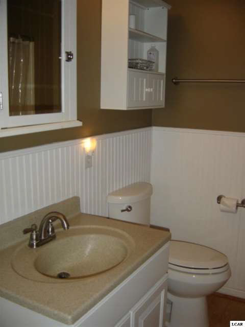 1246 Trenton Road Adrian, MI 49221 - Photo 11 of 25 20398942-10.JPG