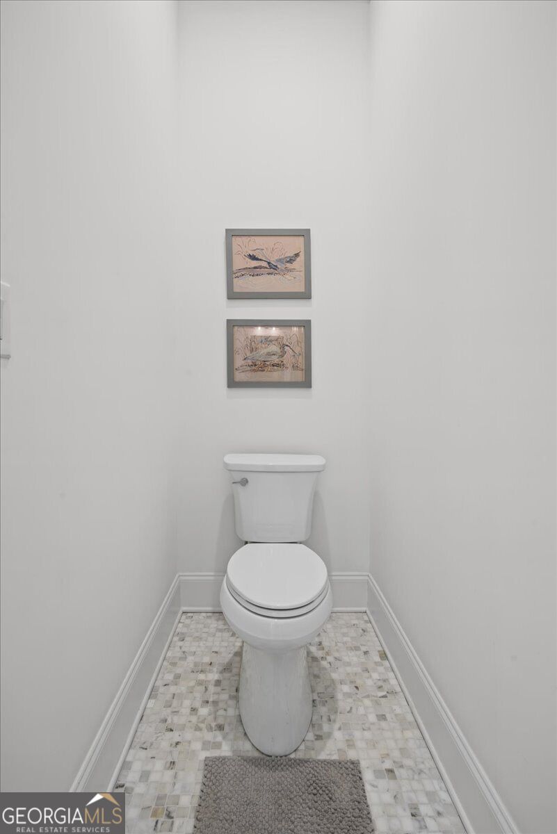 9948 Coleman Road Roswell, GA 30075 - Photo 31 of 49 Gallery Image 31