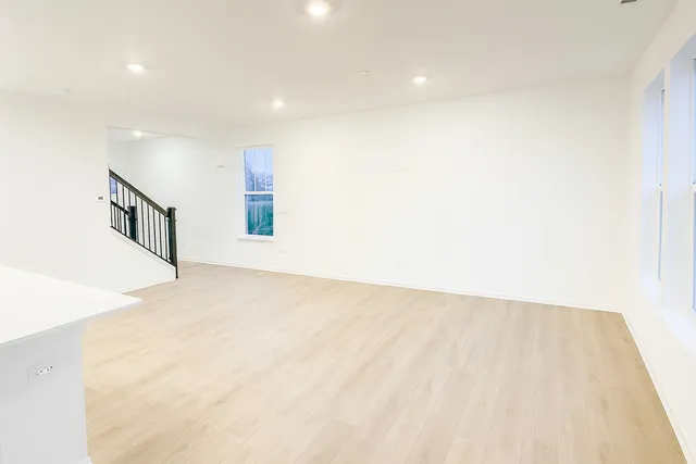 $3,000 | 16503 West Golden Valley Lane, Lockport, IL 60441