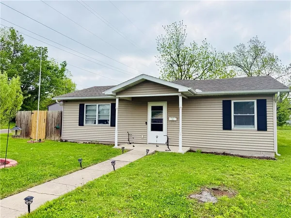 $155,000 | 721 North 2nd Street, Iola, KS 66749