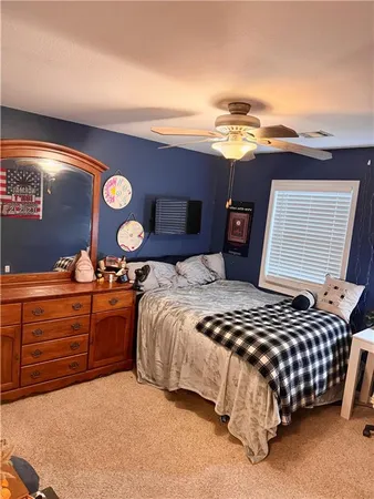 $155,000 | 721 North 2nd Street, Iola, KS 66749