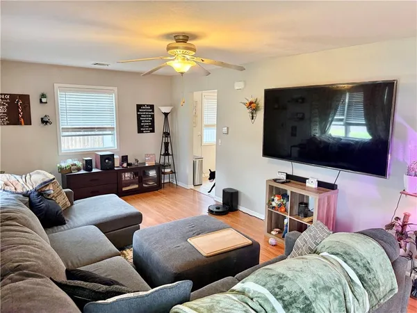 $155,000 | 721 North 2nd Street, Iola, KS 66749