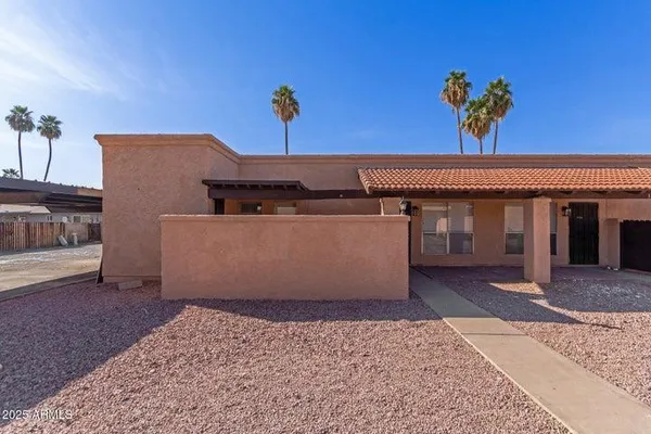 $1,650 | 615 North Arrowhead Drive, Unit 4, Chandler, AZ 85224