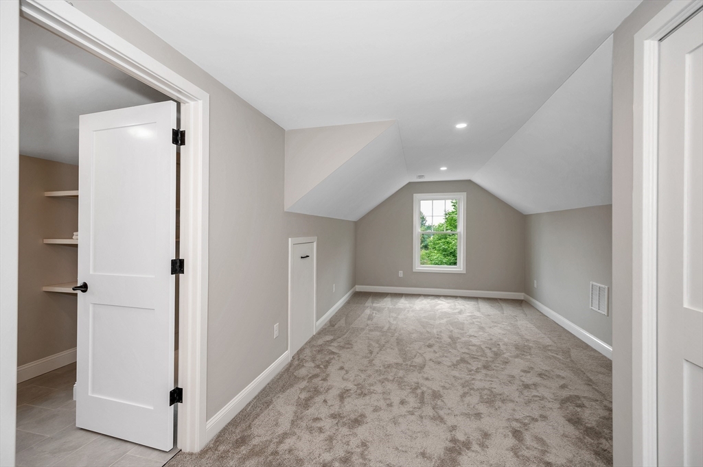216 Waverly Road North Andover, MA 01845 - Photo 24 of 40 Gallery Image 24