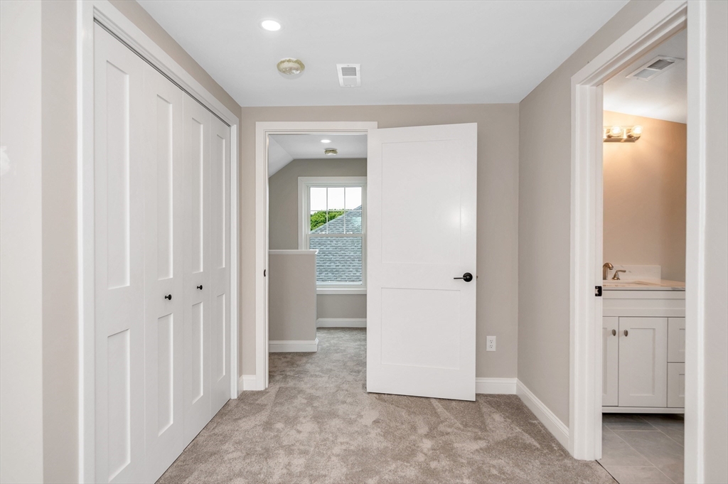 216 Waverly Road North Andover, MA 01845 - Photo 27 of 40 Gallery Image 27