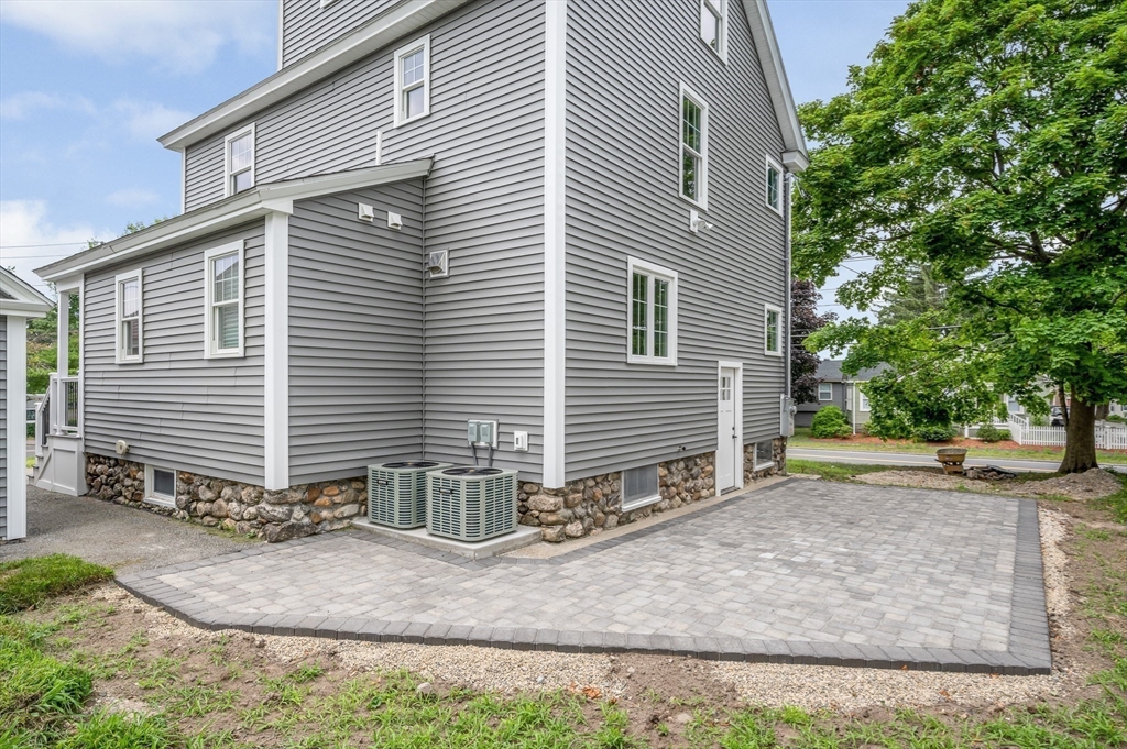 216 Waverly Road North Andover, MA 01845 - Photo 35 of 40 Gallery Image 35