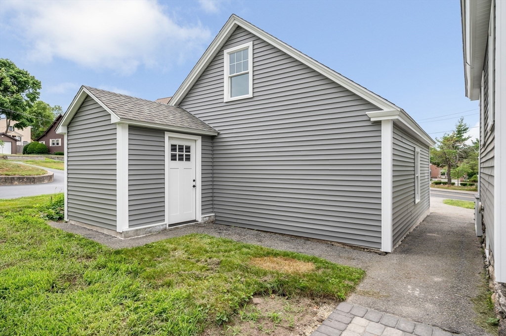 216 Waverly Road North Andover, MA 01845 - Photo 36 of 40 Gallery Image 36
