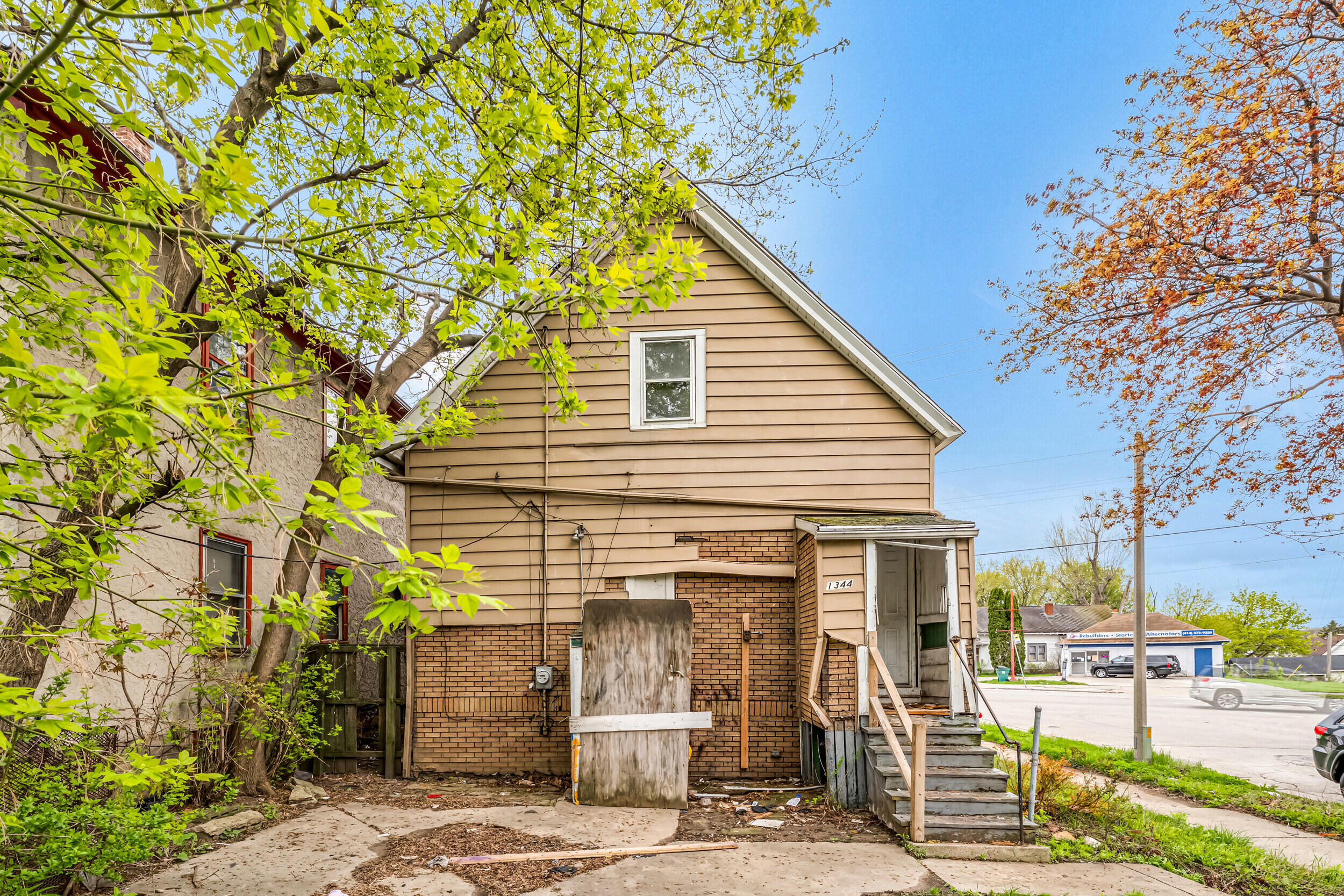 1344 West Atkinson Avenue Milwaukee, WI 53206 - Photo 17 of 21 1344 W Atkinson Ave