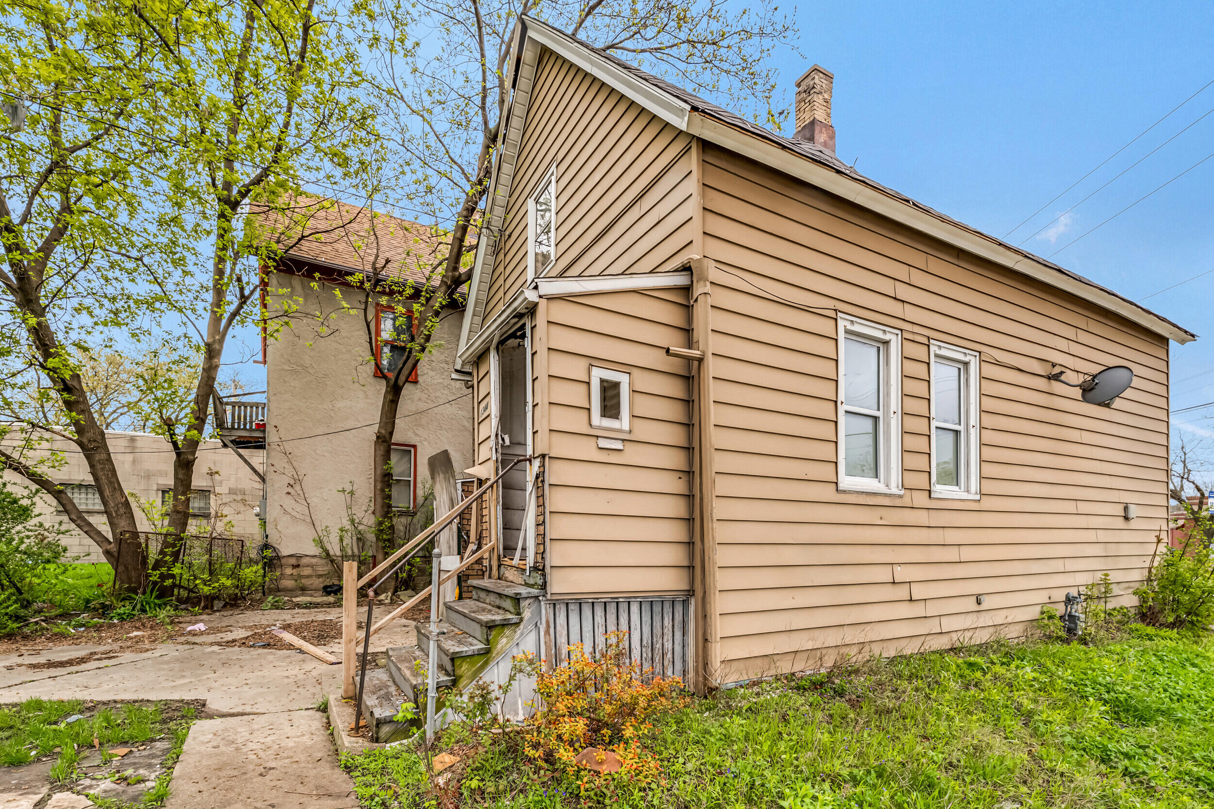 1344 West Atkinson Avenue Milwaukee, WI 53206 - Photo 20 of 21 1344 W Atkinson Ave