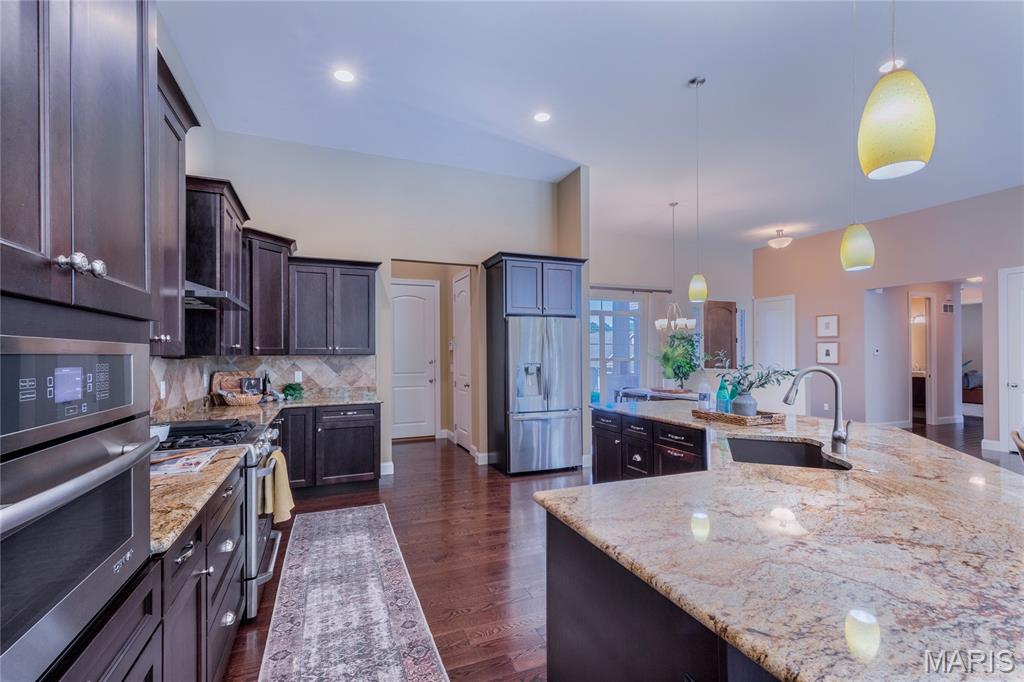 1090 Bridleridge Crossing Spur High Ridge, MO 63049 - Photo 17 of 51