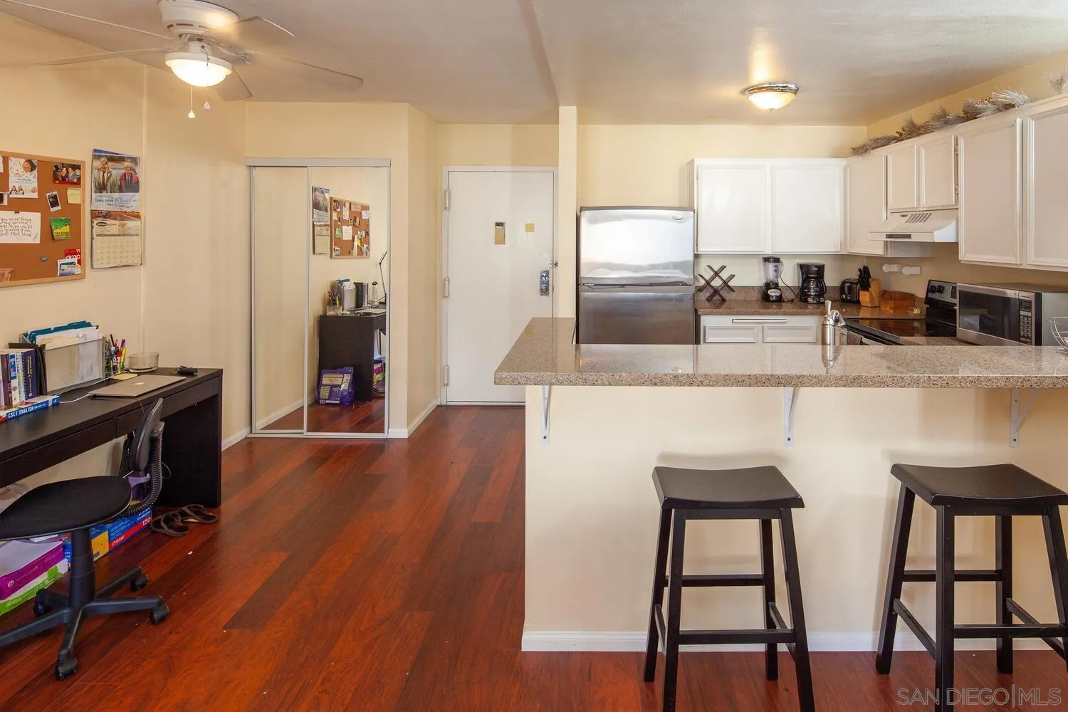 6131 Rancho Mission Road, Unit 212 San Diego, CA 92108 - Photo 7 of 19 Gallery Image 7