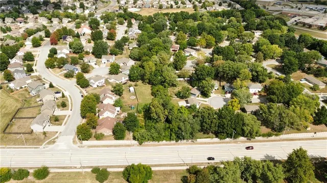 $5,000 | 3547 Southwest Harbor Circle, Lee's Summit, MO 64082