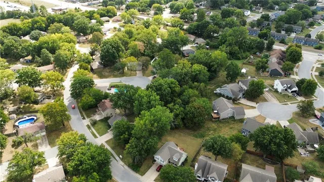 $5,000 | 3547 Southwest Harbor Circle, Lee's Summit, MO 64082