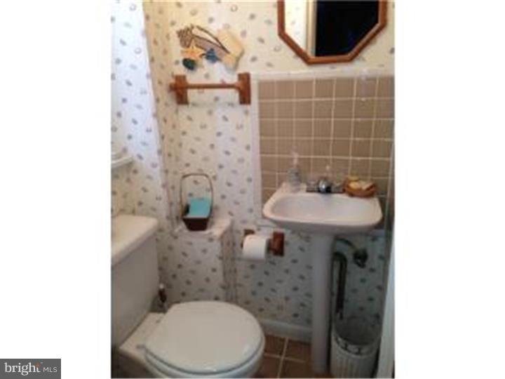 1259 Cloverly Road Warminster, PA 18974 - Photo 13 of 18 Bathroom