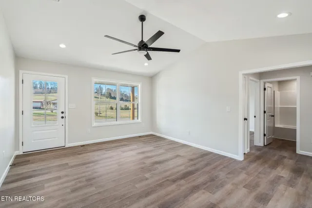 $315,000 | 2660 Sharps Chapel Road, Sharps Chapel, TN 37866