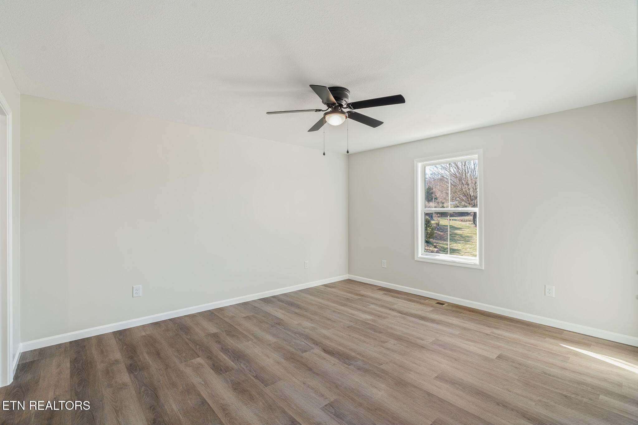 2660 Sharps Chapel Road Sharps Chapel, TN 37866 - Photo 13 of 37 16-web-or-mls-2660 Sharps Chapel Road-17