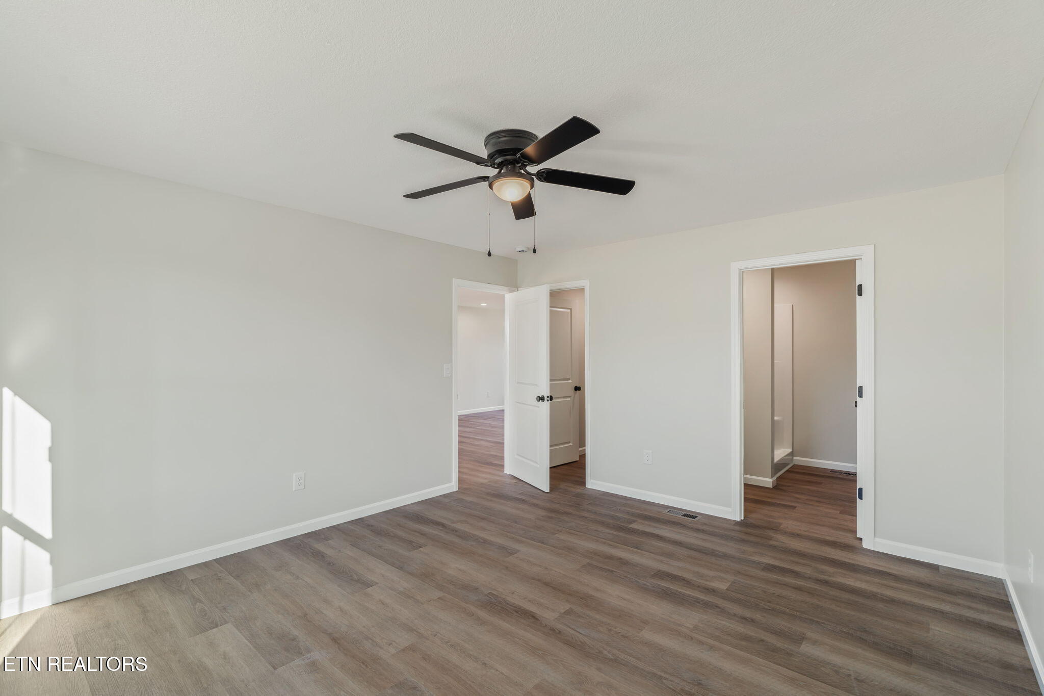 2660 Sharps Chapel Road Sharps Chapel, TN 37866 - Photo 14 of 37 17-web-or-mls-2660 Sharps Chapel Road-18